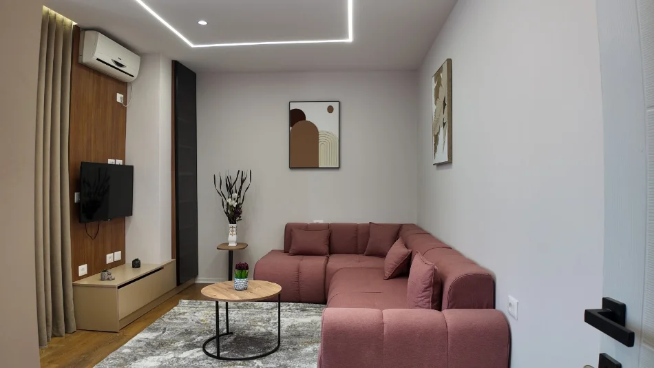 Tirane, shitet apartament 2+1 Kati 7, 66 m² (Materniteti i Ri)