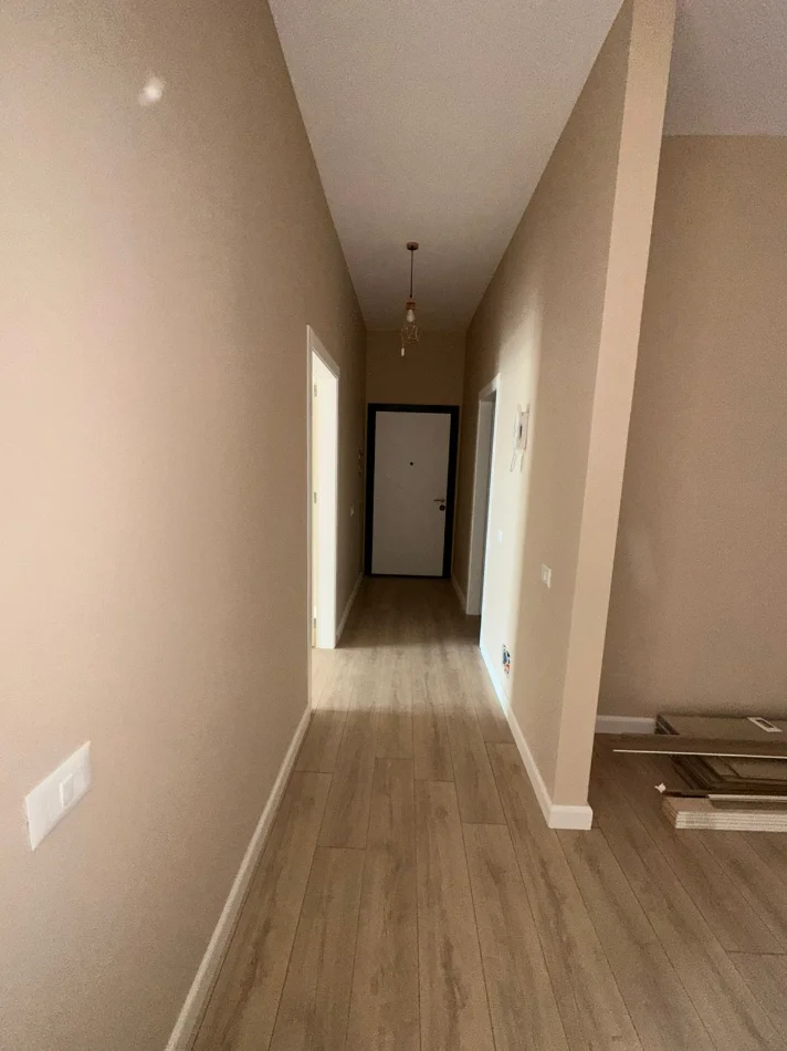 Tirane, shitet apartament 1+1+Ballkon Kati 3, 93 m² 149.712 € (Porta Tirana e Re)