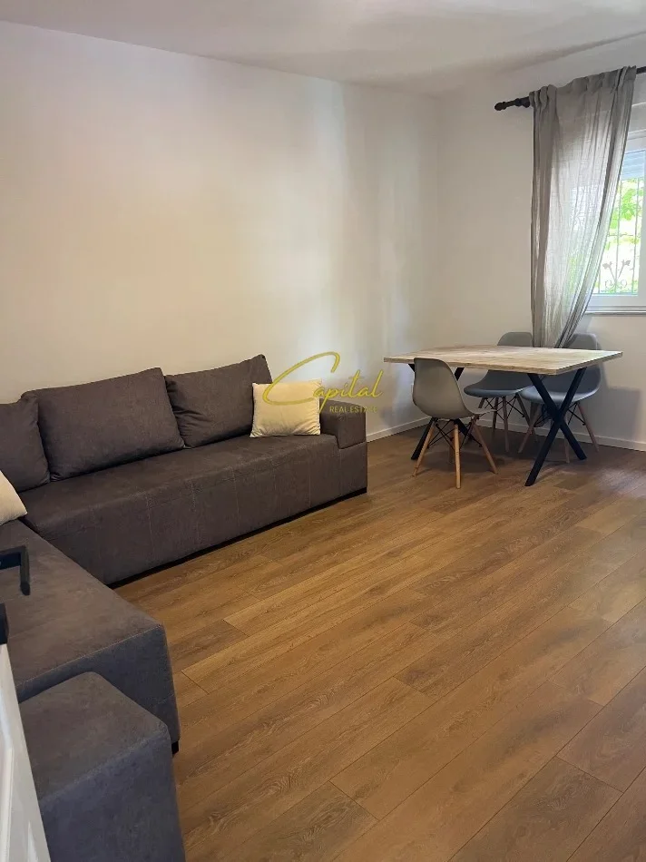 Tirane, shitet apartament 1+1 Kati 2, 64 m² 129.000 € (LAPRAKE)