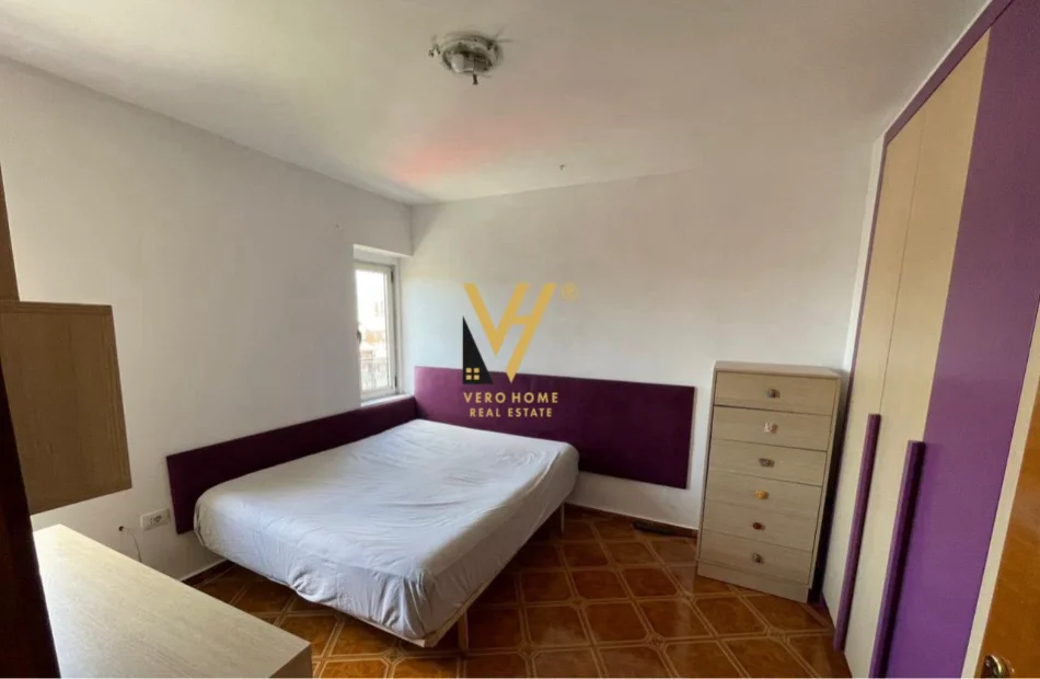 Tirane, jepet me qera apartament 2+1+Ballkon Kati 5, 85 m² 520 € (5 MAJI)