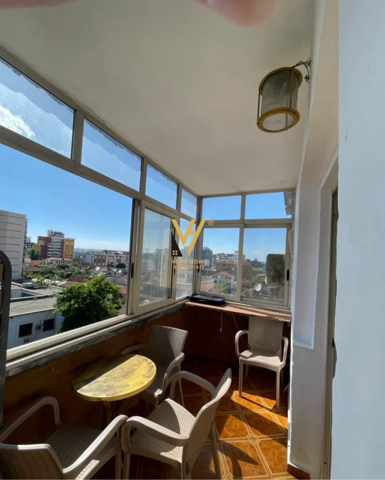 Tirane, jepet me qera apartament 2+1+Ballkon Kati 5, 85 m² 520 € (5 MAJI)
