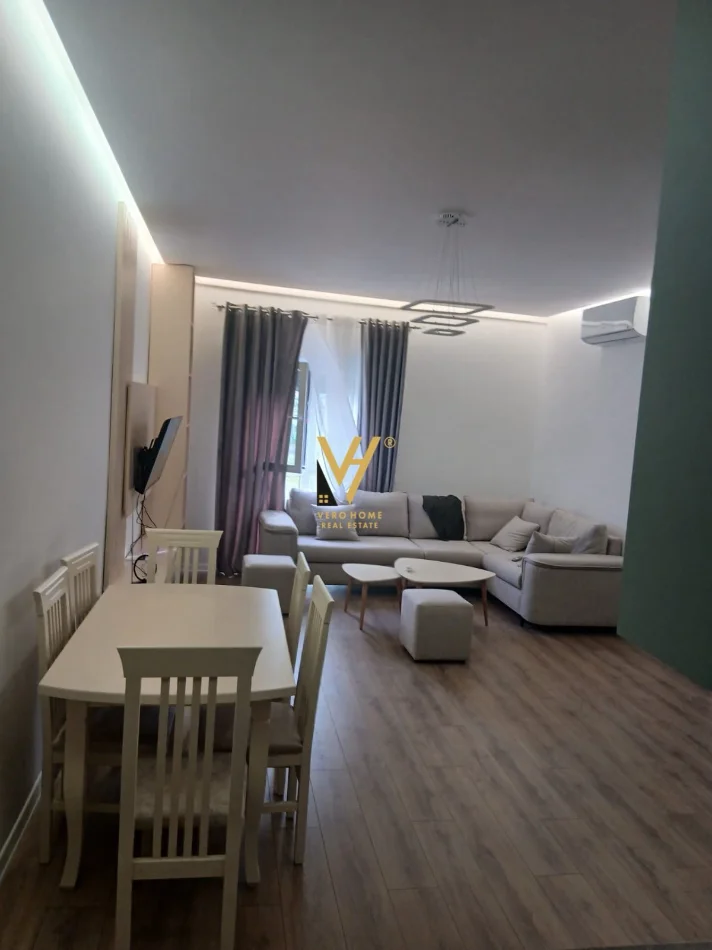 Tirane, jepet me qera apartament 2+1+Ballkon Kati 1, 90 m² 520 € (SAUK I VJETER)