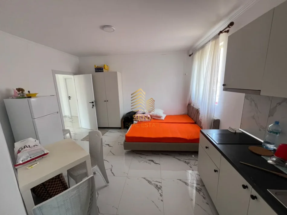 Tirane, jepet me qera garsonier 1+1 Kati 4, 30 m² 300 € (Jordan Misja)