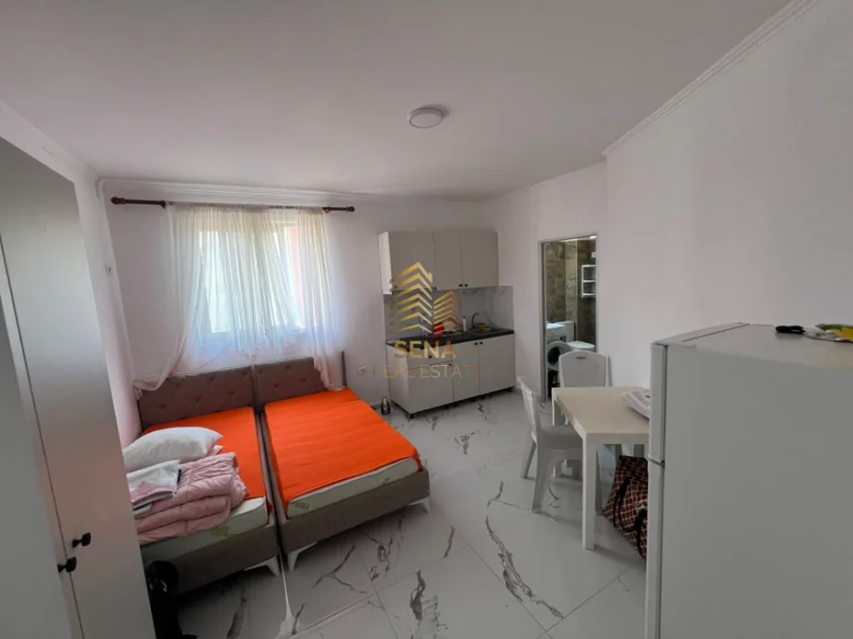 Tirane, jepet me qera garsonier 1+1 Kati 4, 30 m² 300 € (Jordan Misja)