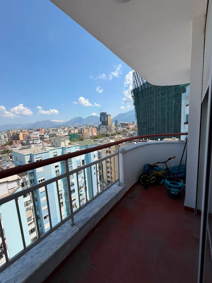 Apartament 3+1+2+Post Parkimi Per Shitje , tek Ish-Ekspozita,Bulevardi Gjergj Fishta. 0696069906