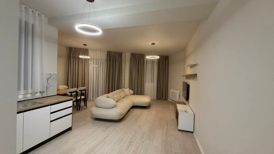 Tirane, jepet me qera apartament 1+1+Ballkon Kati 2, 72 m² 600 € (River Residence)