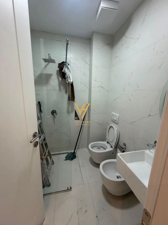Tirane, shitet Vile Vile 2 Katshe Kati 0, 450 m² 950.000 € (KODRA E PRIFTIT)