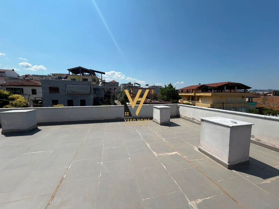 Tirane, shitet Vile Vile 2 Katshe Kati 0, 450 m² 950.000 € (KODRA E PRIFTIT)
