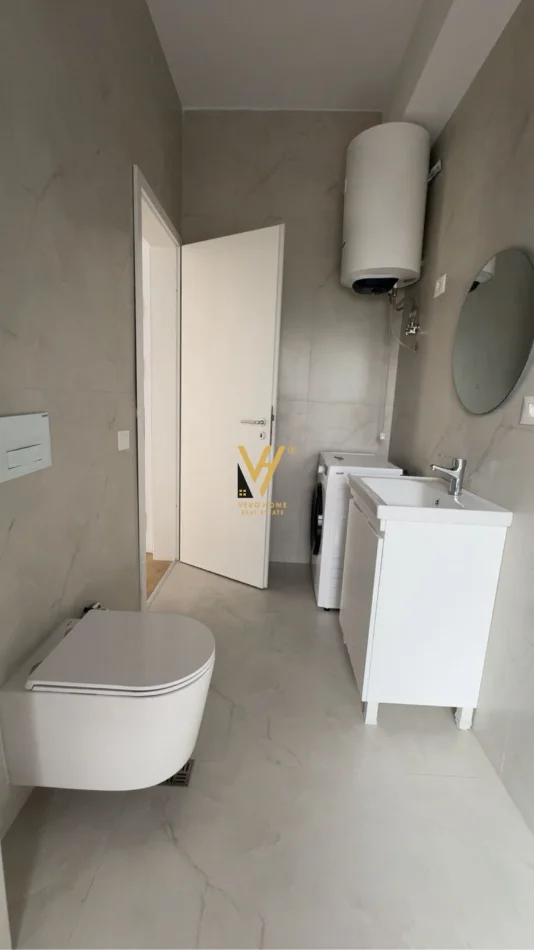 Tirane, jepet me qera apartament 1+1+Ballkon Kati 3, 65 m² 570 € (ALI DEM KAIMI)