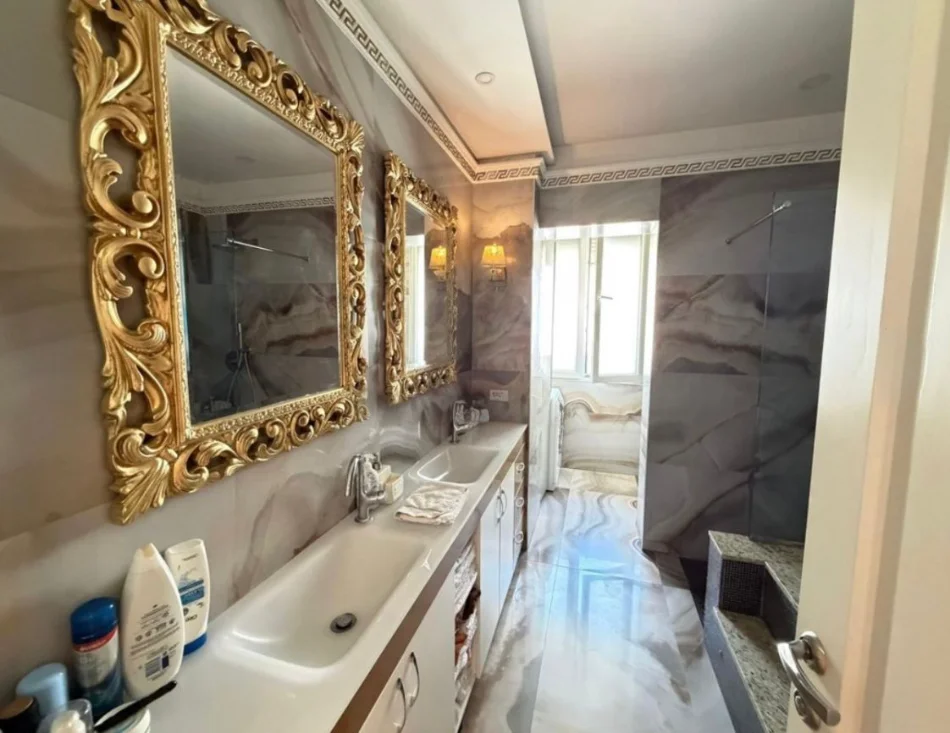 Tirane, shitet apartament 3+1+Ballkon Kati 3, 125 m² 270.000 € (Komuna e Parisit)