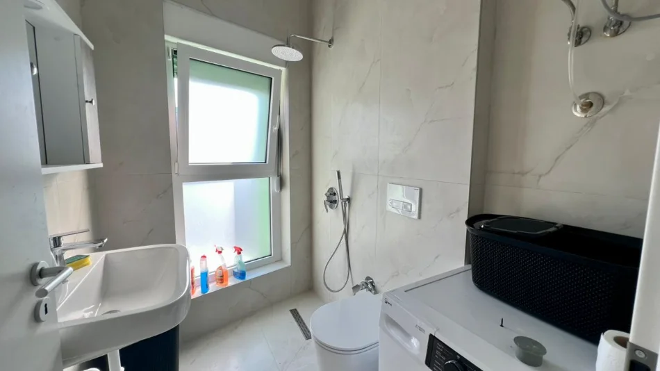 Me Qera: 2+1📍Ali Demi (Rezidenca Kadiu) - Ndertim i Ri✨️ - 46,000 Leke/Muaj - S.75m² - Kt.6 || I Pabanuar me Pare🔥