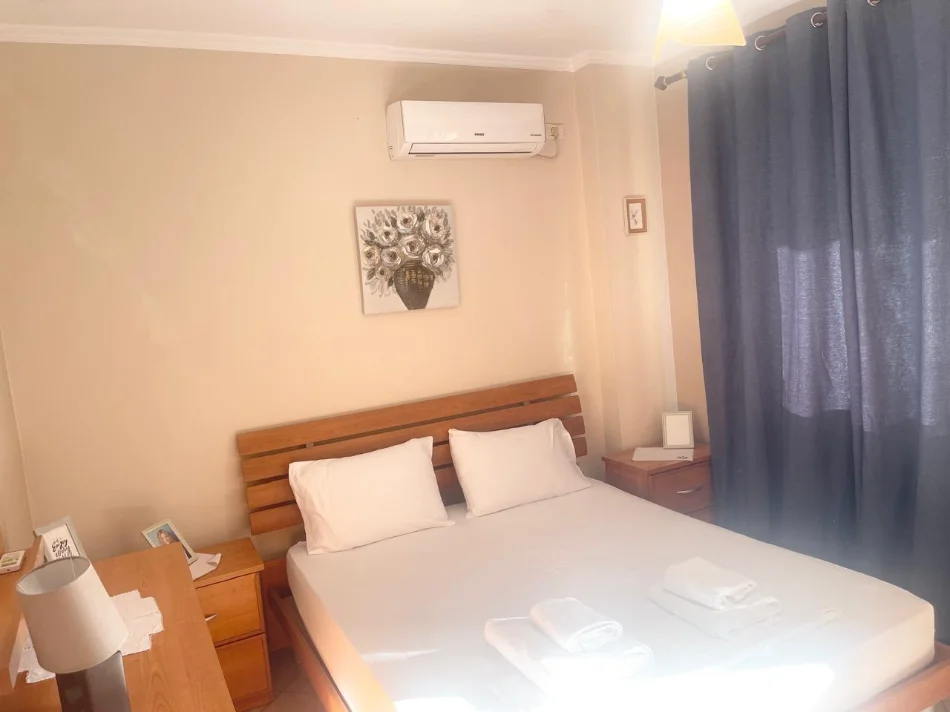 Tirane, jepet me qera apartament 1+1 Kati 2, 55 m² 650 € (SHESHI WILLSON)