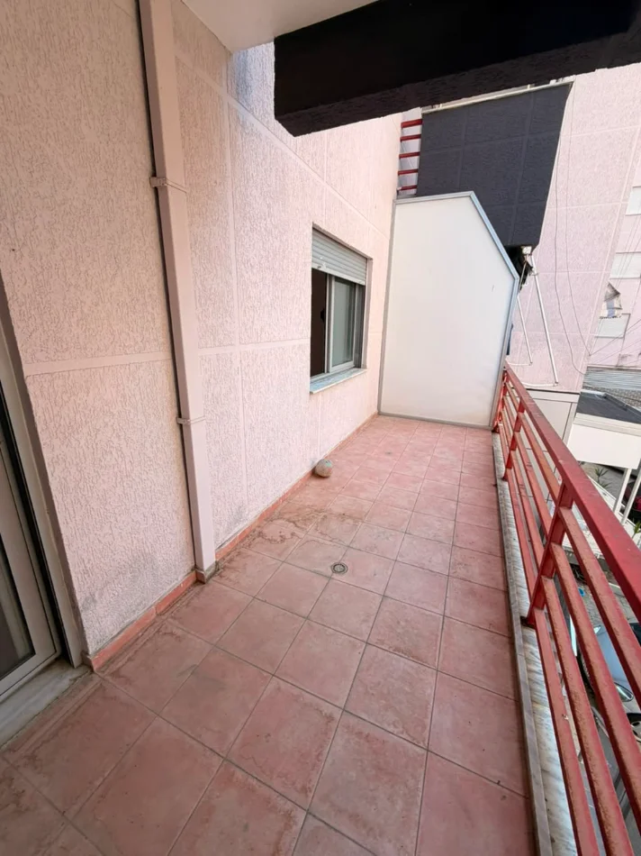 Durres, shitet apartament 1+1 Kati 2, 66 m² 95.000 € (Plazh Hekurudha)