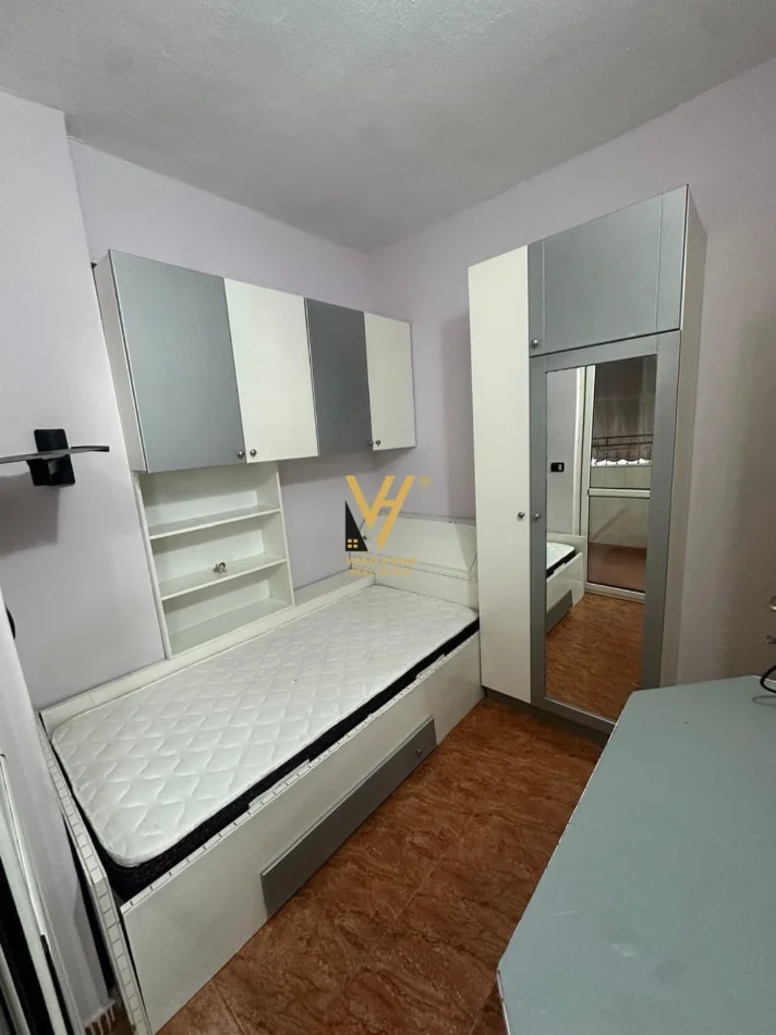 Tirane, jepet me qera apartament 2+1+Ballkon Kati 11, 88 m² 520 € (LAPRAKE)