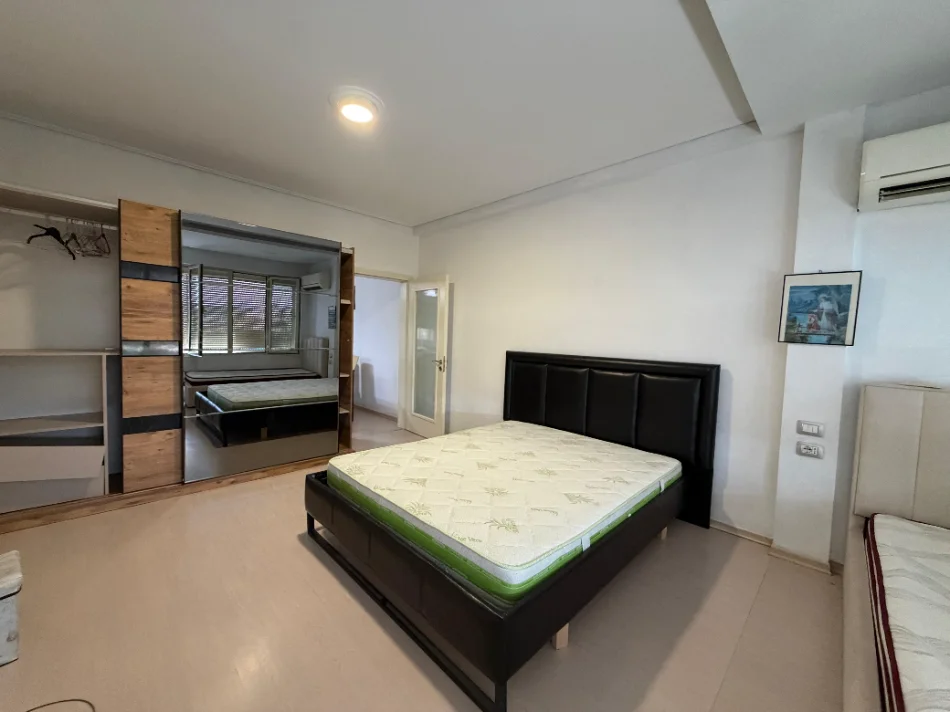 Tirane, shitet apartament 2+1 Kati 8, 119 m² 209.000 € (ali visha)