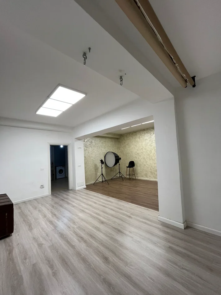 Durres, jepet me qera apartament 2+1 Kati 1, 530 € (hyrja e Durresit)