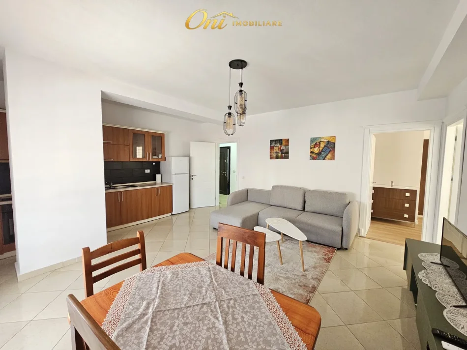Tirane, jepet me qera apartament 2+1 Kati 6, 90 m² 700 € (RRUGA MINE PEZA)