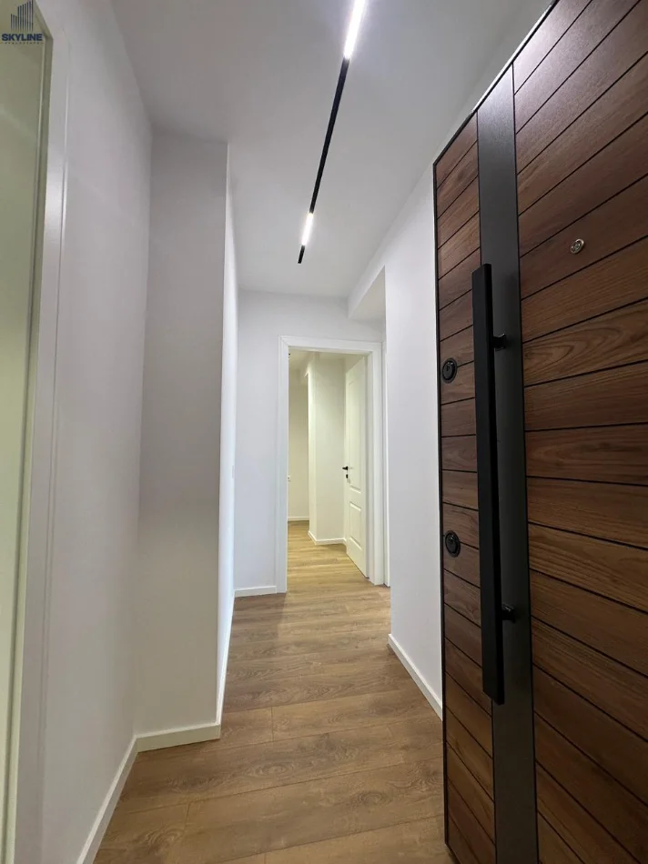 Tirane, shitet apartament 1+1 Kati 4, 60 m² 155.000 € (21 Dhjetor)