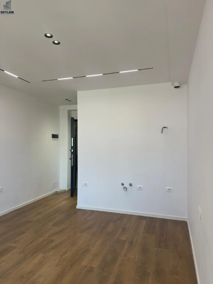 Tirane, shitet garsonier Studio Kati 4, 30 m² 115.000 € (21 Dhjetor)