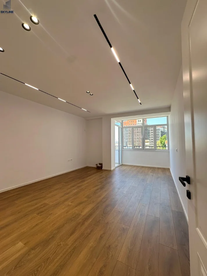 Tirane, shitet apartament 1+1 Kati 4, 60 m² 155.000 € (21 Dhjetor)