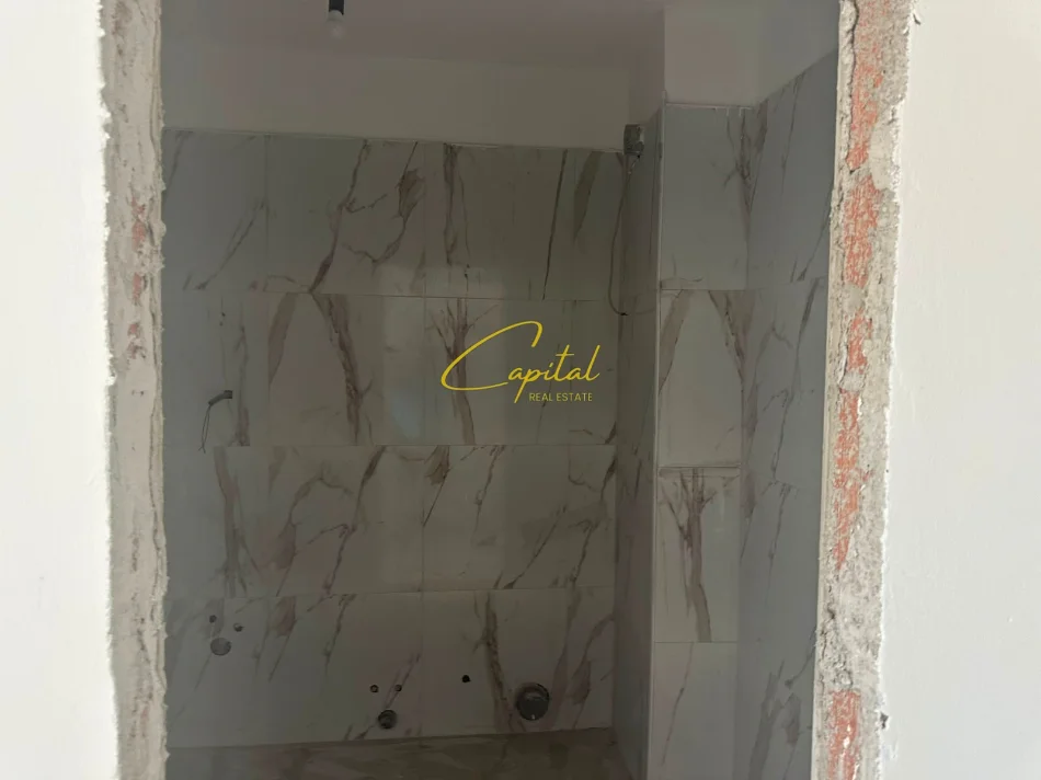 Tirane, shitet apartament 2+1 Kati 1, 99 m² 190.000 € (XHAMLLIKU)