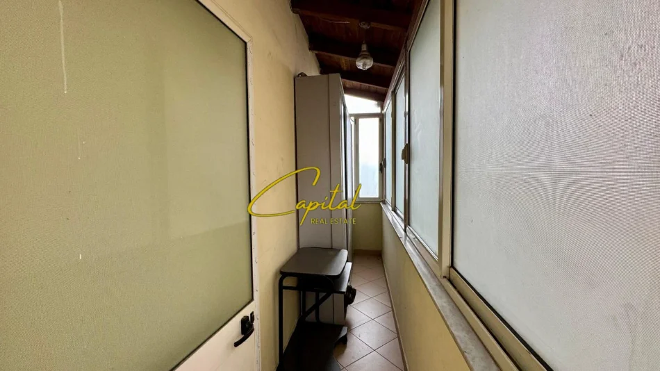 Tirane, jepet me qera apartament 2+1 Kati 2, 85 m² 700 € (KODRA E DIELLIT)