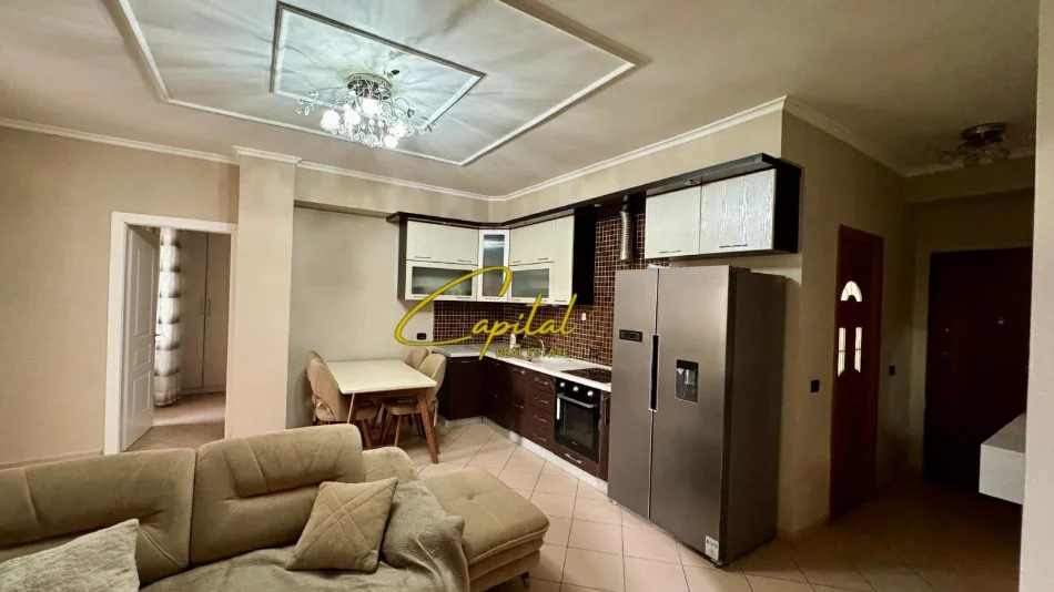 Tirane, jepet me qera apartament 2+1 Kati 2, 85 m² 700 € (KODRA E DIELLIT)