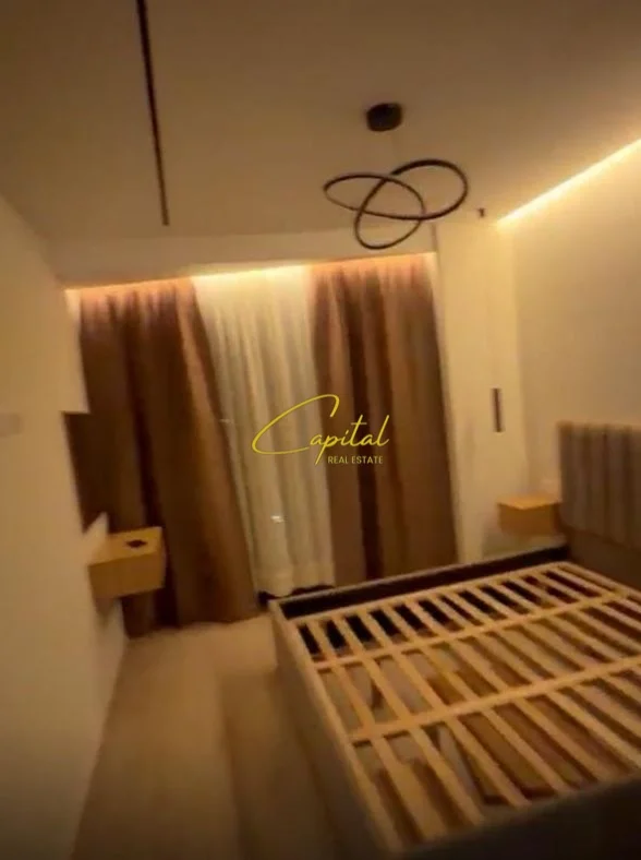 Tirane, jepet me qera apartament 1+1 Kati 8, 75 m² 1.100 € (GOLDEN TOWER RESIDENCE)