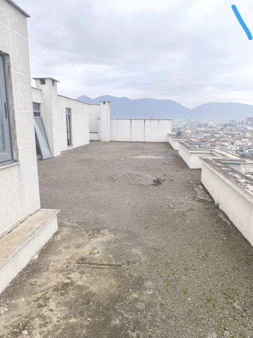 Shitje, Penthouse 2+1+Tarrace, Yzberisht