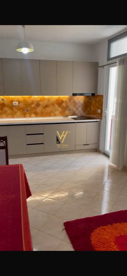 Tirane, jepet me qera apartament 1+1+Ballkon Kati 3, 77 m² 620 € (MYSLYM SHYRI)