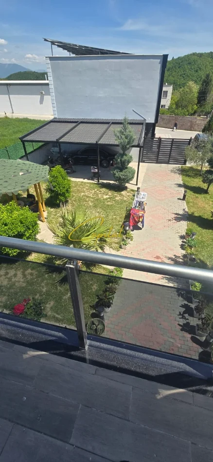 Tirane, jepet me qera Vile 1+1 Kati 2, 500 m² 1.500 € (BALDUSHK)