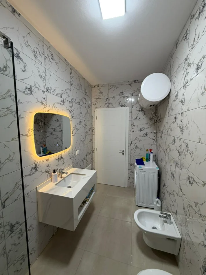 Durres, shitet apartament 1+1 Kati 2, 56 m² 95.000 € (durres)
