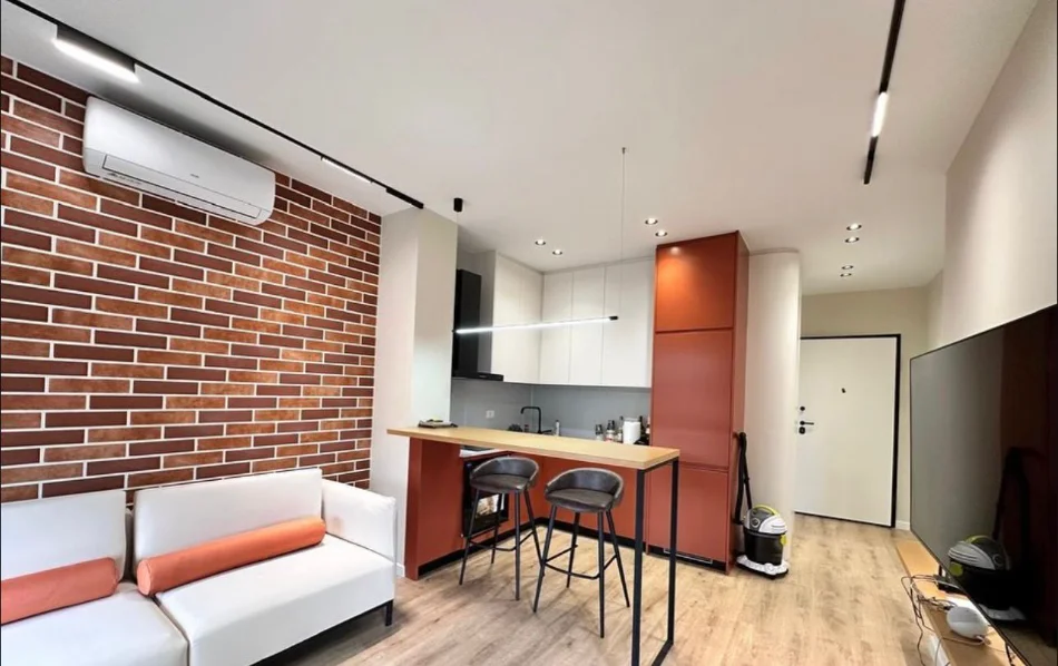 Tirane, jepet me qera apartament 1+1 Kati 6, 57 m² 650 € (STACIONI I TRENIT)