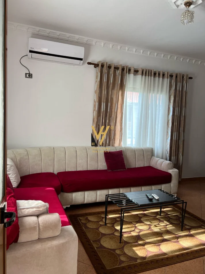 Tirane, jepet me qera apartament 2+1+Ballkon Kati 2, 90 m² 520 € (SIRI KODRA)