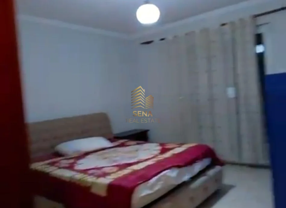 Tirane, jepet me qera apartament 2+1+Ballkon Kati 3, 95 m² 450 € (5 Maji)