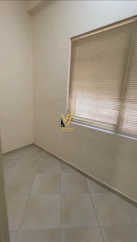 Tirane, jepet me qera apartament 1+1+Ballkon Kati 1, 60 m² 420 € (FRESKU)