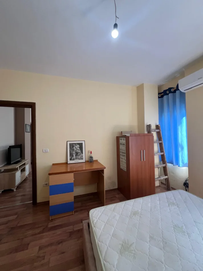 Tirane, jepet me qera apartament 2+1 Kati 2, 115 m² 600 € (Don Bosko)