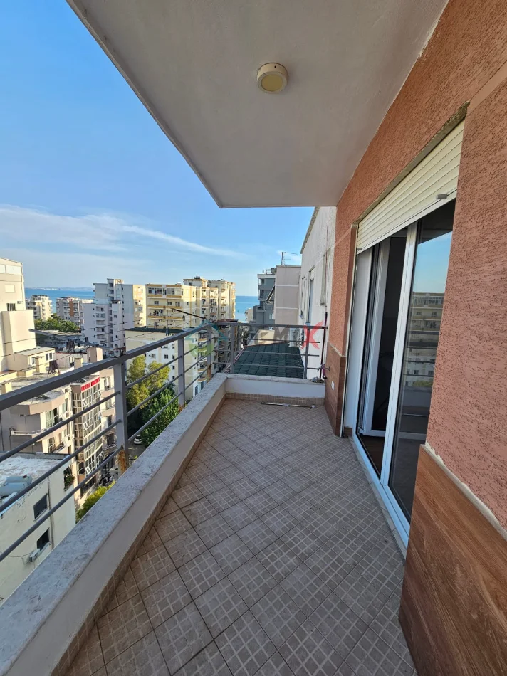 Durres, shitet apartament 2+1 Kati 8, 99 m² 145.000 € (durres)