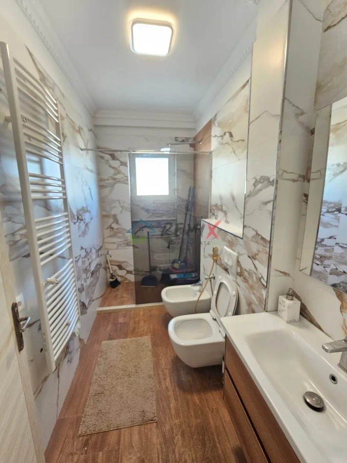 Durres, shitet apartament 2+1 Kati 8, 99 m² 145.000 € (durres)