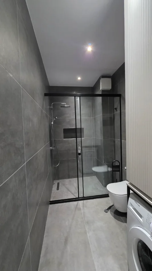 Tirane, jepet me qera apartament 1+1 Kati 0, 700 € (Kodra e Diellit)