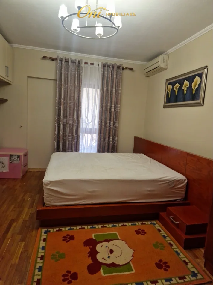 Tirane, jepet me qera apartament 2+1+Aneks+Ballkon Kati 5, 130 m² 900 € (RRUGA FORTUZI)
