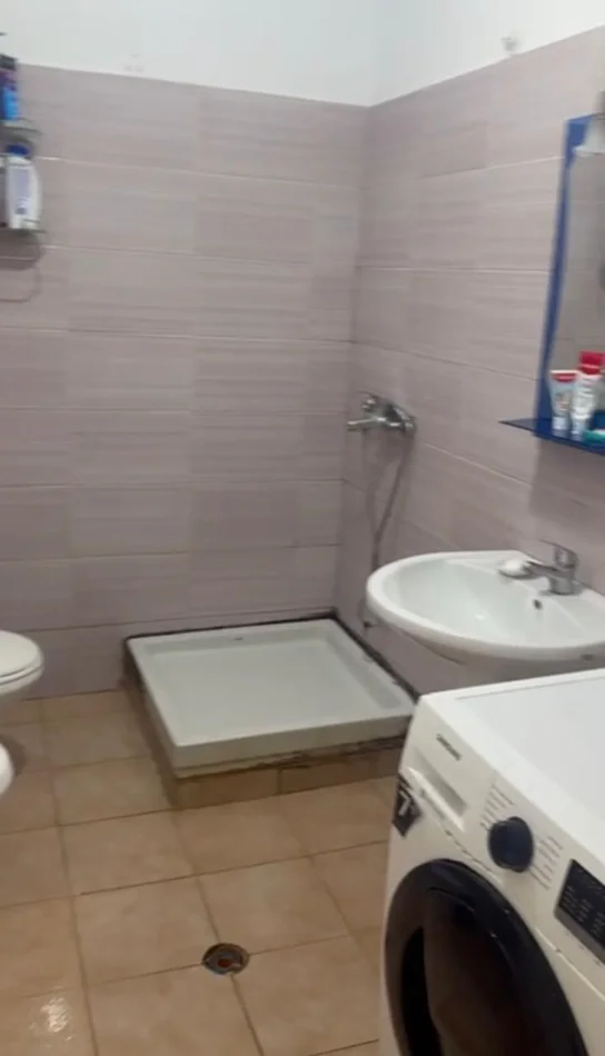 Tirane, shitet apartament 2+1+Aneks+Ballkon Kati 2, 114 m² 165.000 € (Amerikan 3)