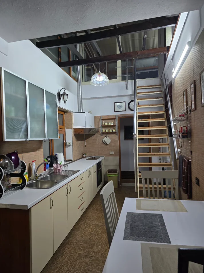 Tirane, jap me qera apartament 2+1 Kati 1, 100 m² 175 € 