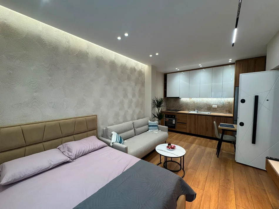 Tirane, shitet apartament 1+1 Kati 4, 34 m² 120.000 € (Pazari i Ri)