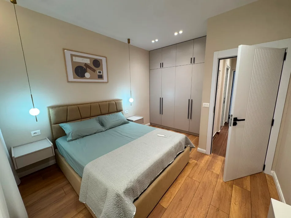 Tirane, shitet apartament 1+1 Kati 4, 51 m² 163.000 € (Selvia)