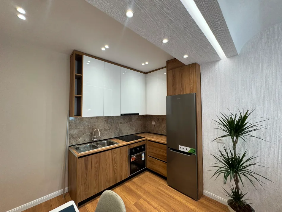 Tirane, shitet apartament 1+1 Kati 4, 51 m² 163.000 € (Selvia)
