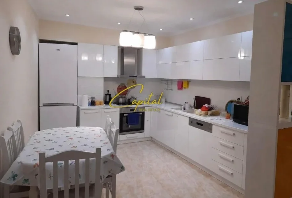 Tirane, shitet apartament 2+1 Kati 4, 94 m² 235.000 € (KOMPLEKSI MAGNET)