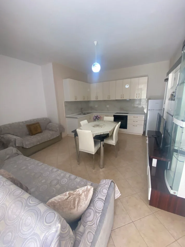 Tirane, jepet me qera apartament 1+1 Kati 1, (ASTIR)