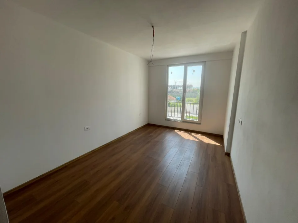 Tirane, shitet apartament 2+1 , 108 m² 88.000 € (Kamez)