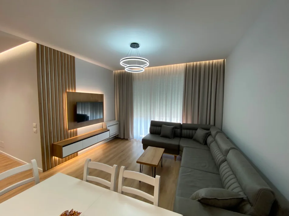 Tirane, jepet me qera apartament 2+1+2, Kati 6, 91 m² 500 € (Kamez)